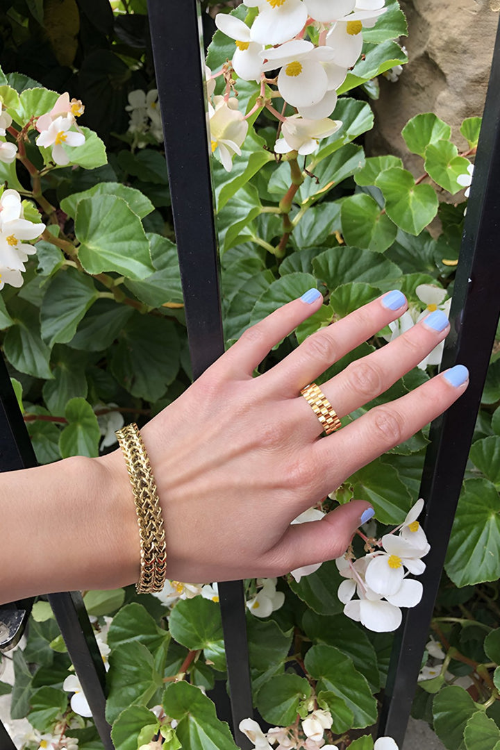 Vogue Ring