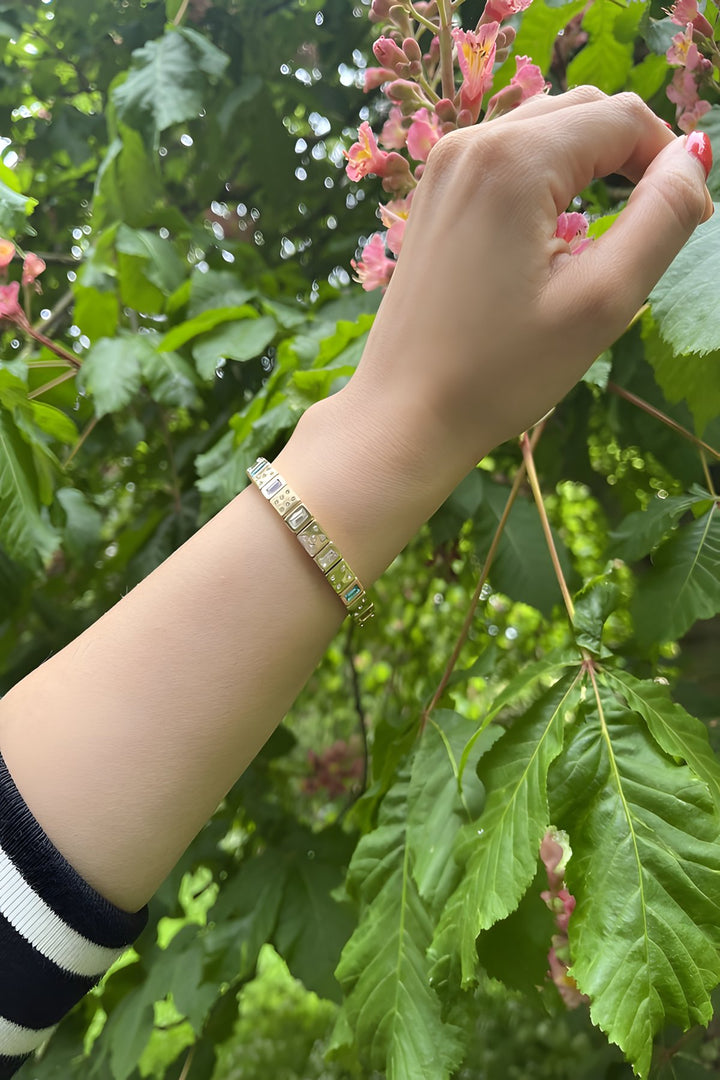 Retro Dice Bracelet