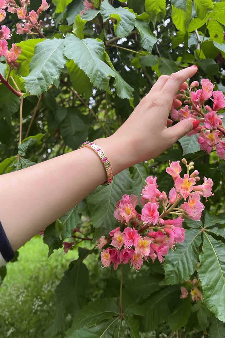Fuchsia Dice Bracelet