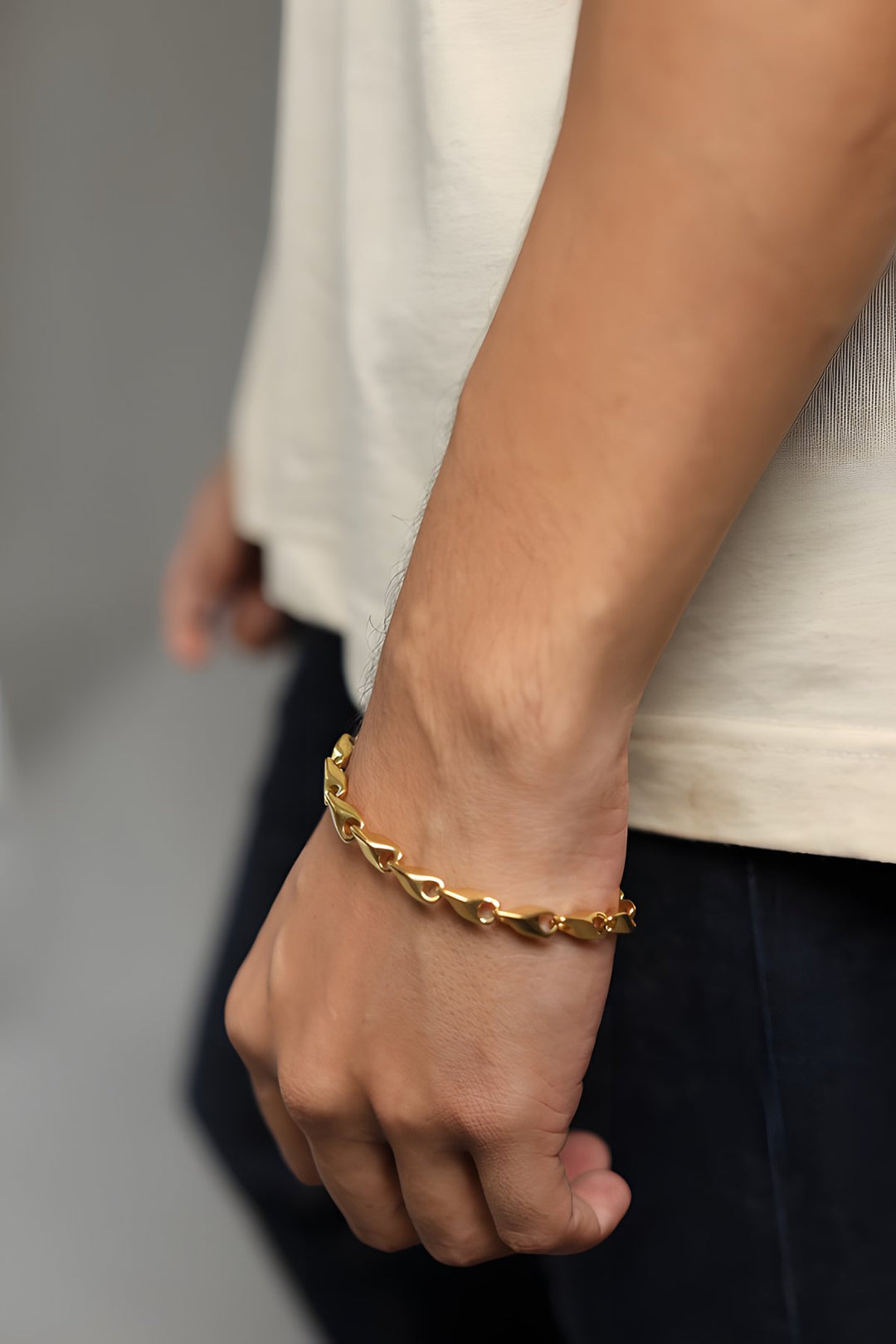 Shooter Bracelet