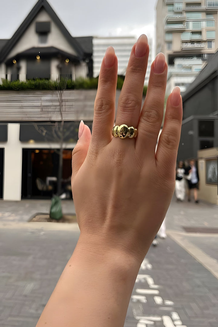 Cardi Ring