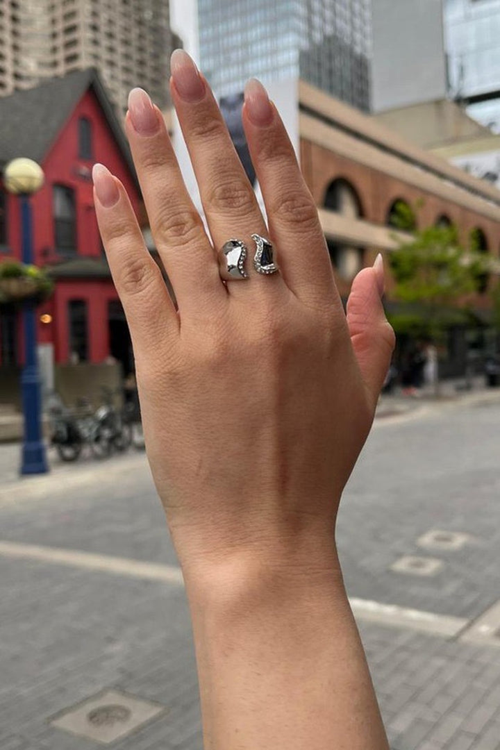 Suave Ring