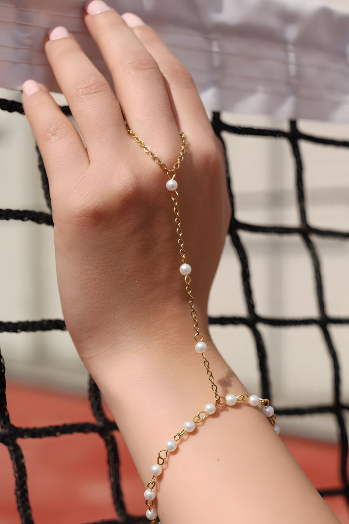 Perla Hand Chain