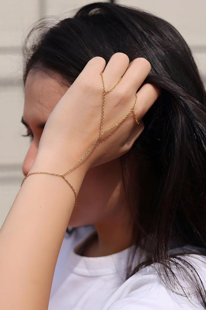 Harriet Hand Chain