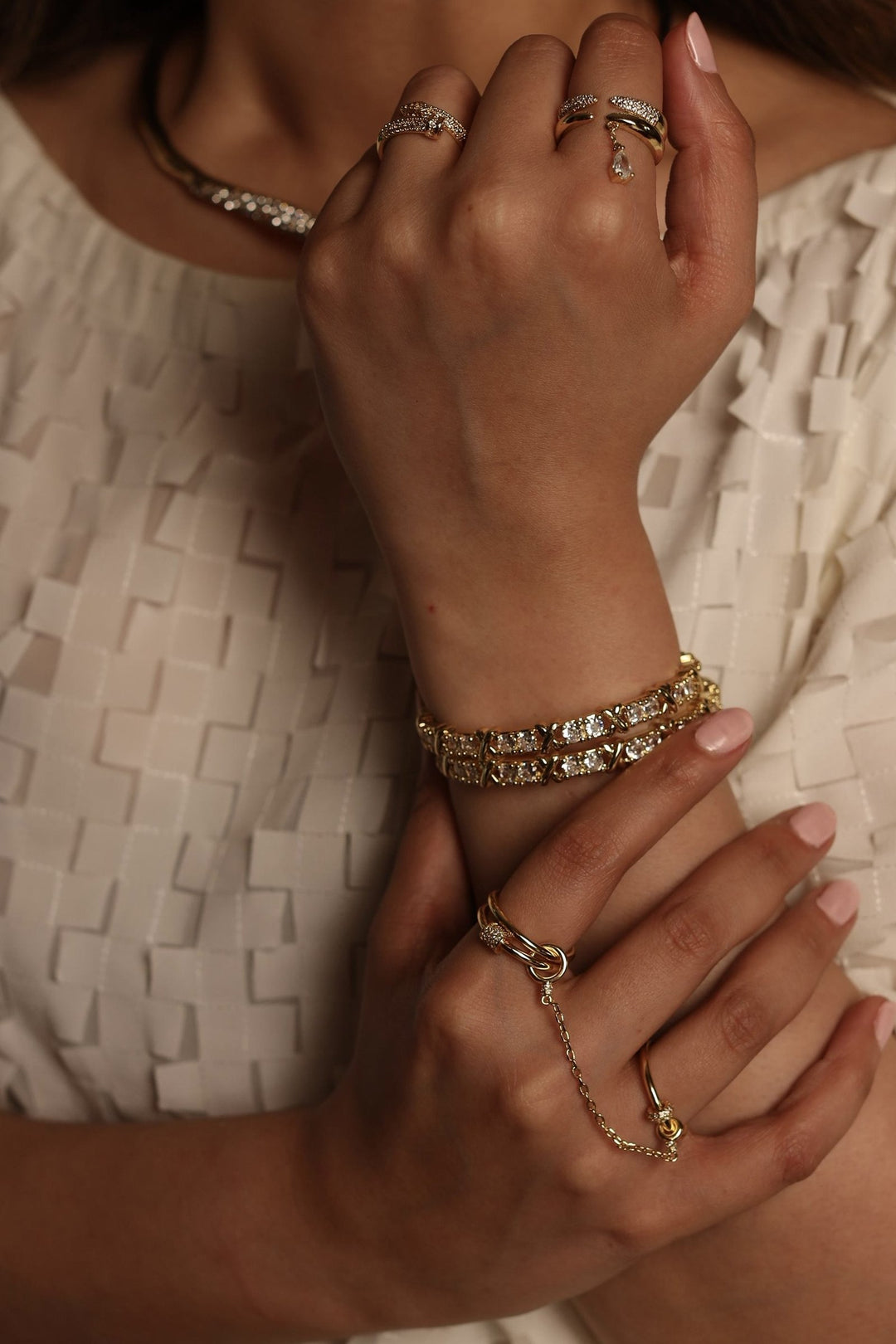 Neelo Ring Gold