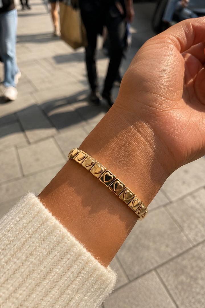 Heart Bracelet Gold