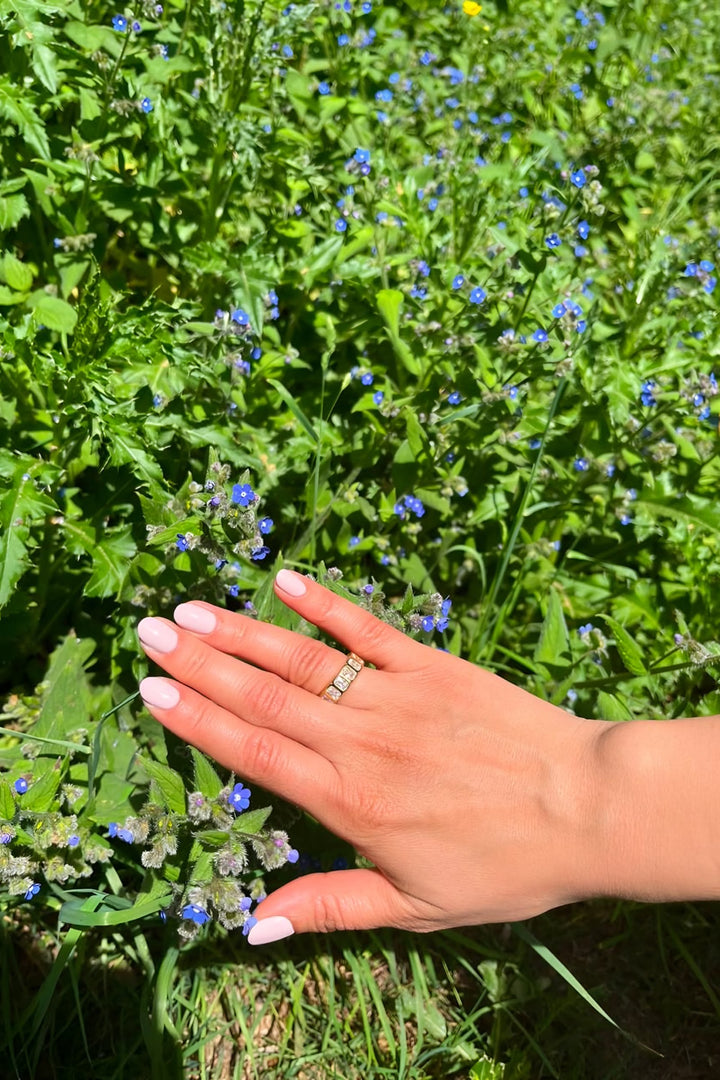 Miles Ring