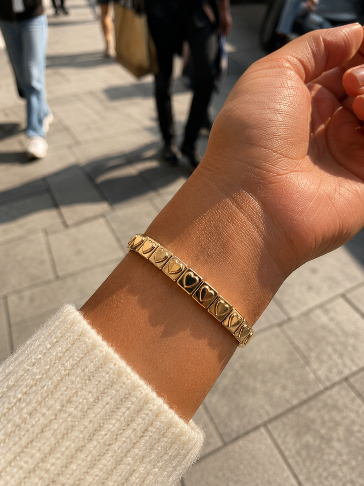 Heart Bracelet Gold
