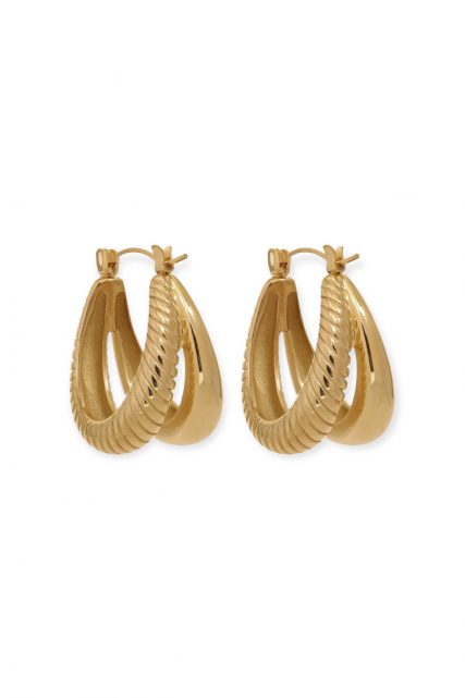 Darla Hoops